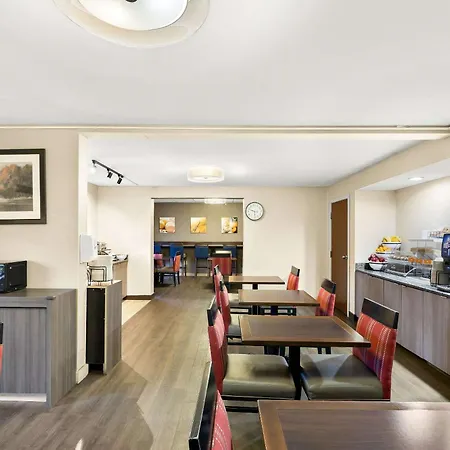 Comfort Inn White River Junction-2